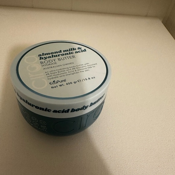 Ciroa Almond Milk & Hyaluronic Acid Body Butter Hudrate 15.8oz - Picture 5 of 5